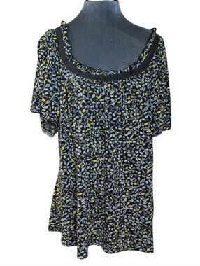 Gitano Black, Gray, Yellow Leafy Print Short Sleeve Top Size 18/20W